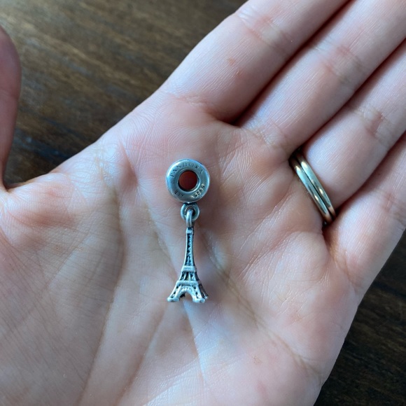 Eiffel Tower Pandora Charm - Picture 1 of 2